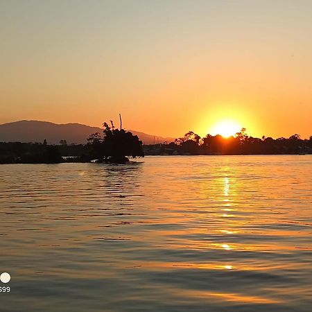 Tortugal Boutique River Lodge Rio Dulce Zewnętrze zdjęcie
