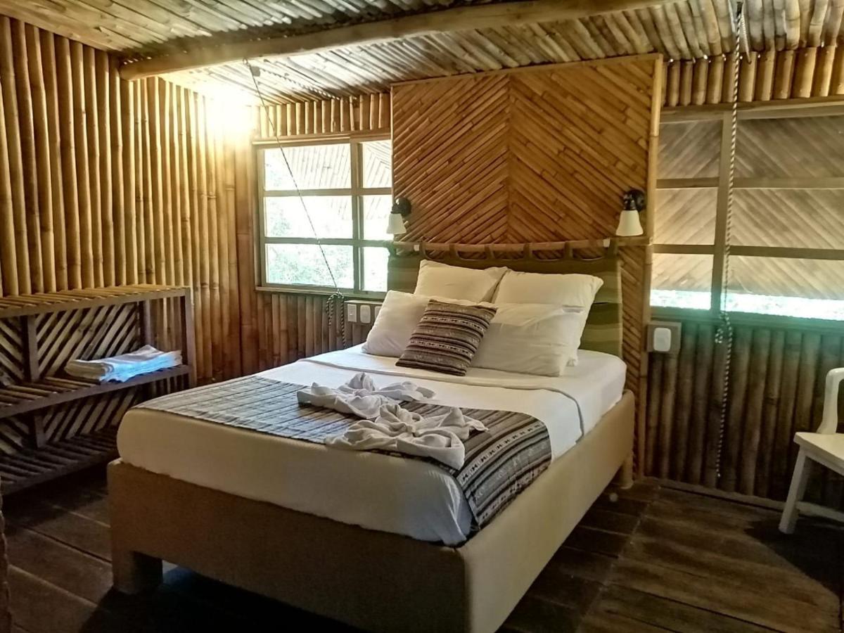 Tortugal Boutique River Lodge Rio Dulce Zewnętrze zdjęcie